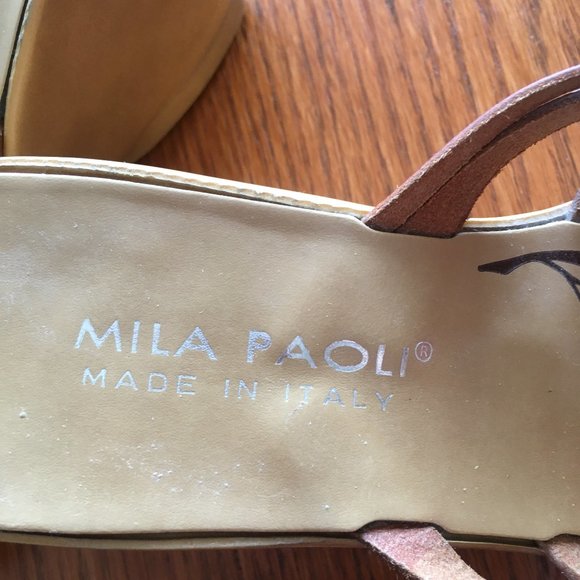 Sandals, size 8 1/2 - Picture 2 of 4